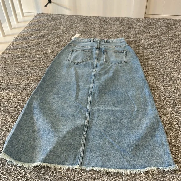 NWT Anthropologie Petite Pilcro The Madi Slit Front Denim Skirt Sz 6P - Picture 11 of 15